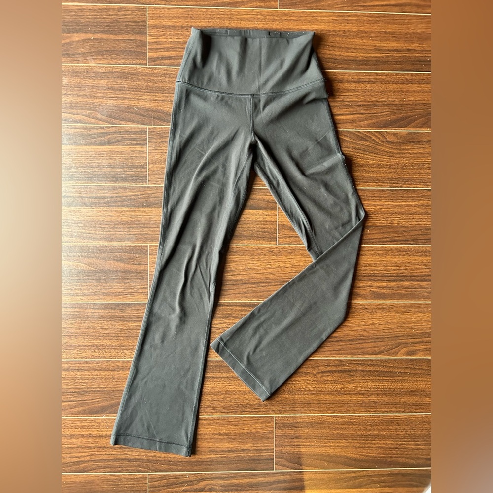 Align high rise mini flare pant black size 4